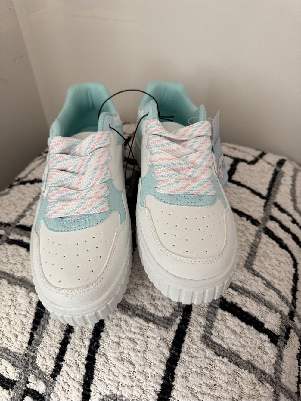 Kids Low-Top Sneakers in White and Light Blue with Pastel Laces